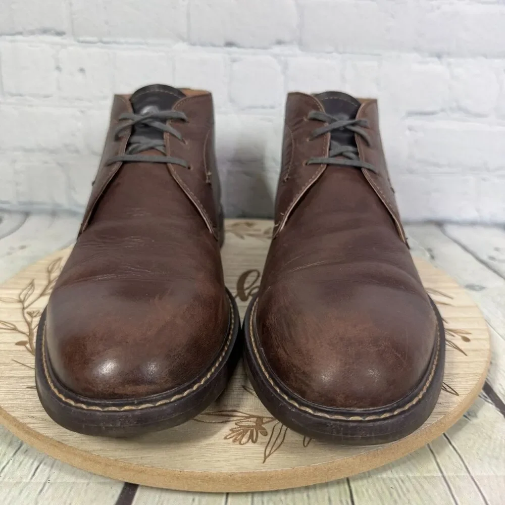 Chukka Boots Brown Ankle Shoes Men's 10D Leather Preppy Minimalist Indie Shoes